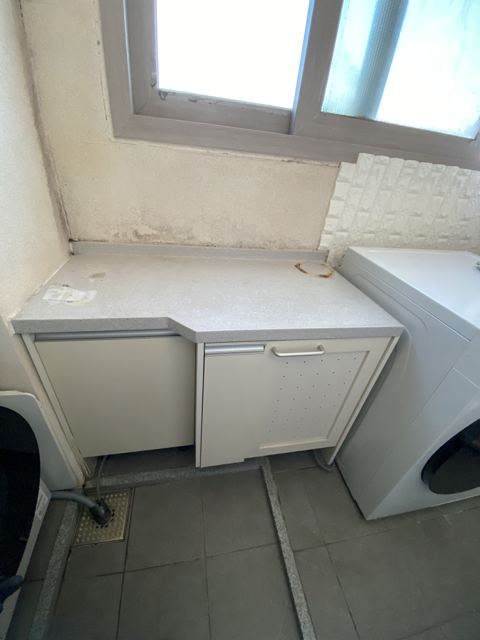 베란다 싱크대 상판·수납장 철거 2