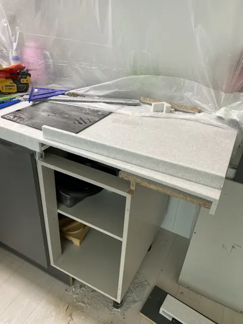 상판 자를 자리 — ㄱ자 싱크대를 일자로 리폼