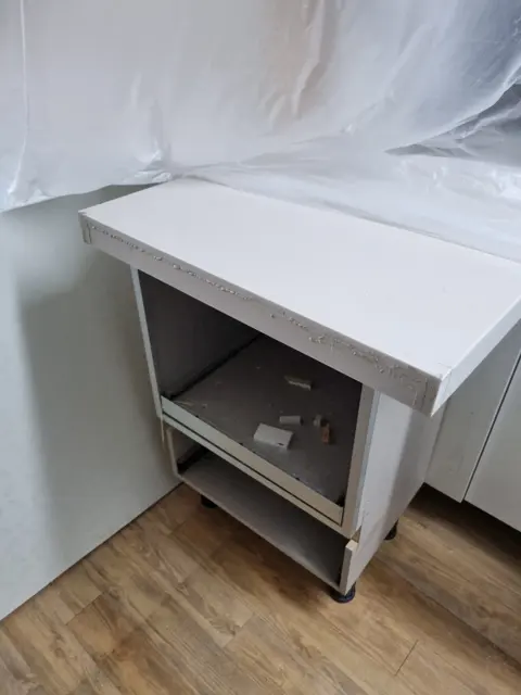 끝 마감 — 싱크대 상판 잘라 길이 줄이기