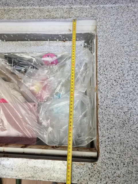 치수 재기 — 인덕션이 안 들어가는 상판 구멍 넓히기