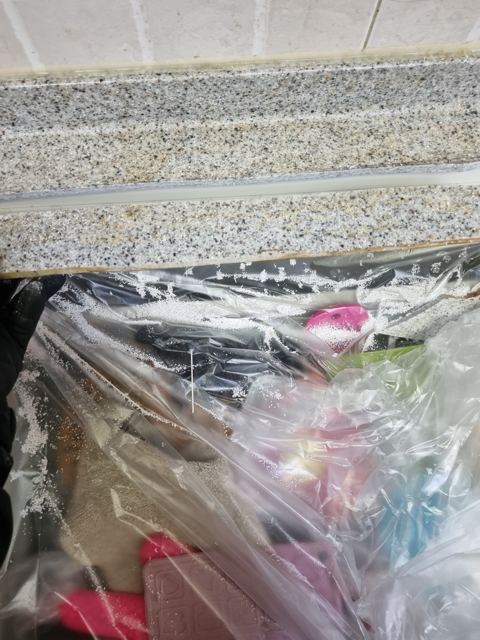 인덕션이 안 들어가는 상판 구멍 넓히기 11